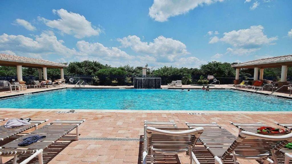 Honu Hideaway At Ocean Walk Resort New Smyrna Beach Extérieur photo